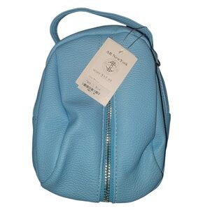 NWT AR New York Convertible Backpack to Crossbody